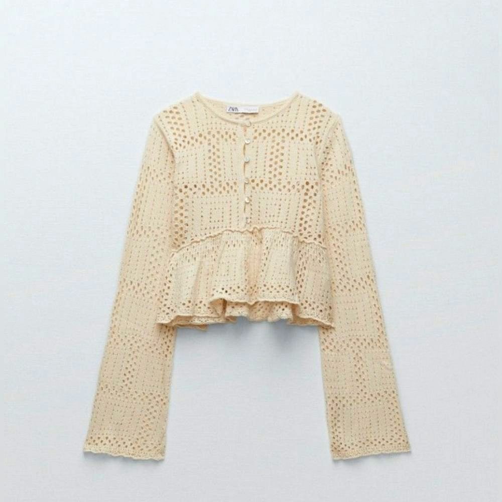 Zara Knit Cardigan Sweater Blouse M Cream Ruffle Button Up Flared Sleeve - Picture 2 of 16